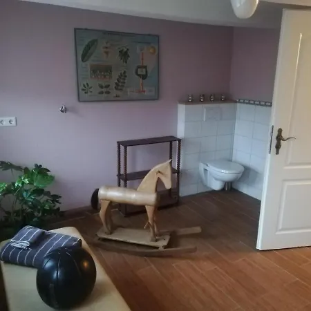 Am Schlossberg 公寓